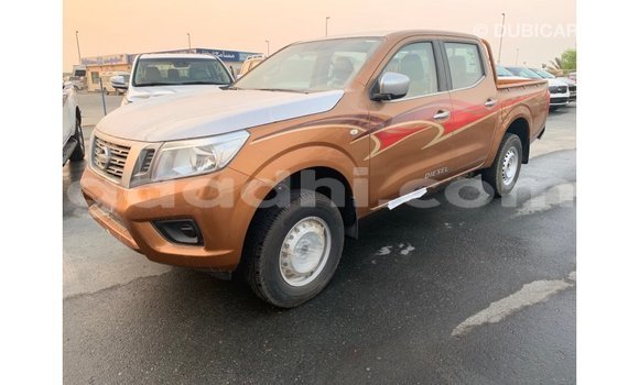 اشتري Imported Nissan Navara آخر سيارة في Import - Dubai في الصومال اشتري Imported Nissan Navara آخر سيارة في Import - Dubai في الصومال