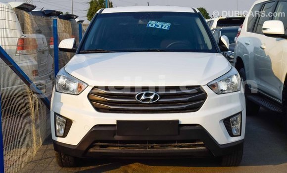 Acheter Import Voiture Hyundai Creta Blanc à Import - Dubai, Somalie Acheter Import Voiture Hyundai Creta Blanc à Import - Dubai, Somalie