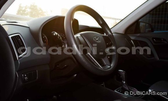 Acheter Import Voiture Hyundai Creta Blanc à Import - Dubai, Somalie Acheter Import Voiture Hyundai Creta Blanc à Import - Dubai, Somalie