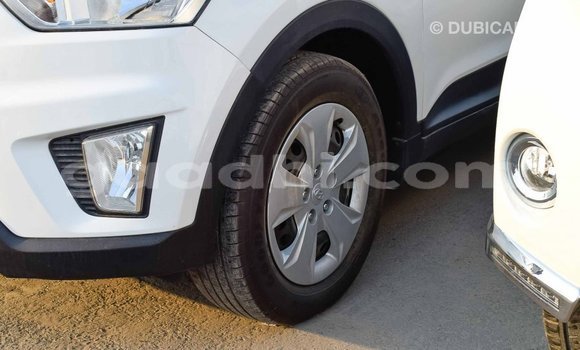 Acheter Import Voiture Hyundai Creta Blanc à Import - Dubai, Somalie Acheter Import Voiture Hyundai Creta Blanc à Import - Dubai, Somalie