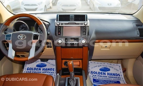 Imported Toyota Prado White Makiinaa iti Import - Dubai keessatti Somalia keessatti Imported Toyota Prado White Makiinaa iti Import - Dubai keessatti Somalia keessatti