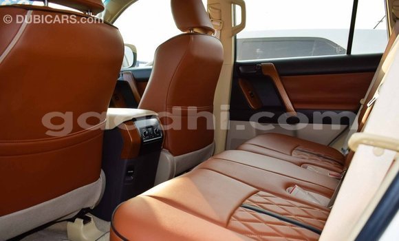 Imported Toyota Prado White Makiinaa iti Import - Dubai keessatti Somalia keessatti Imported Toyota Prado White Makiinaa iti Import - Dubai keessatti Somalia keessatti