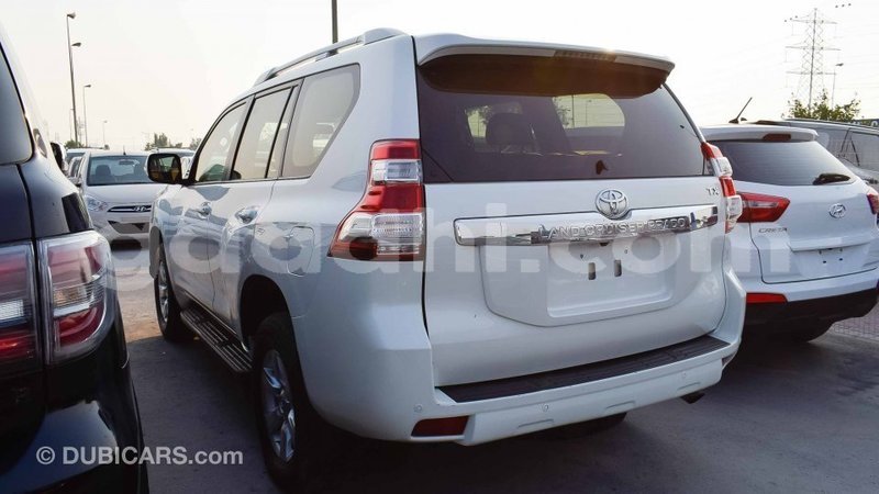 Big with watermark toyota prado somalia import dubai 2942