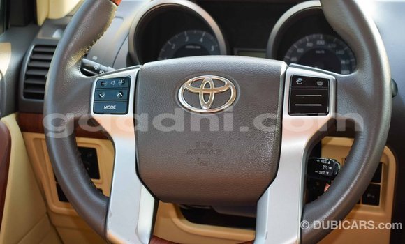 Imported Toyota Prado White Makiinaa iti Import - Dubai keessatti Somalia keessatti Imported Toyota Prado White Makiinaa iti Import - Dubai keessatti Somalia keessatti
