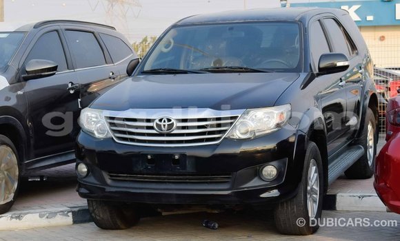 Imported Toyota Fortuner Black Makiinaa iti Import - Dubai keessatti Somalia keessatti Imported Toyota Fortuner Black Makiinaa iti Import - Dubai keessatti Somalia keessatti