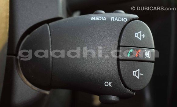 Imported Renault Duster White Makiinaa iti Import - Dubai keessatti Somalia keessatti Imported Renault Duster White Makiinaa iti Import - Dubai keessatti Somalia keessatti