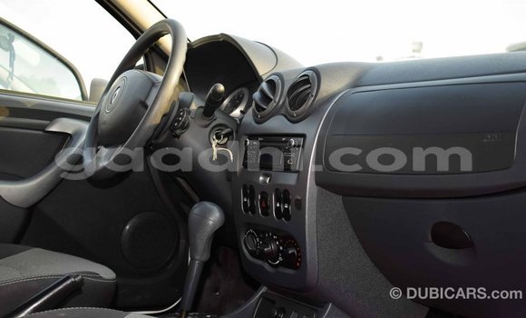Imported Renault Duster White Makiinaa iti Import - Dubai keessatti Somalia keessatti Imported Renault Duster White Makiinaa iti Import - Dubai keessatti Somalia keessatti
