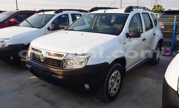 Acheter Import Voiture Renault Duster Blanc à Import - Dubai, Somalie Acheter Import Voiture Renault Duster Blanc à Import - Dubai, Somalie