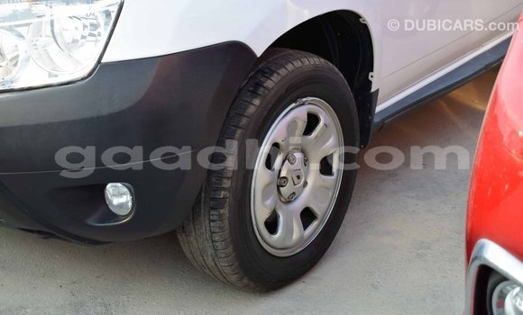 Imported Renault Duster White Makiinaa iti Import - Dubai keessatti Somalia keessatti Imported Renault Duster White Makiinaa iti Import - Dubai keessatti Somalia keessatti