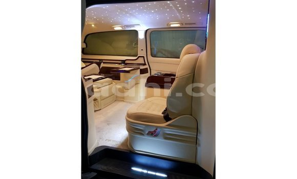 اشتري Imported Mercedes-Benz 250 أسود سيارة في Import - Dubai في الصومال اشتري Imported Mercedes-Benz 250 أسود سيارة في Import - Dubai في الصومال