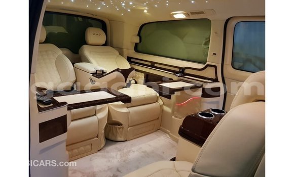 اشتري Imported Mercedes-Benz 250 أسود سيارة في Import - Dubai في الصومال اشتري Imported Mercedes-Benz 250 أسود سيارة في Import - Dubai في الصومال