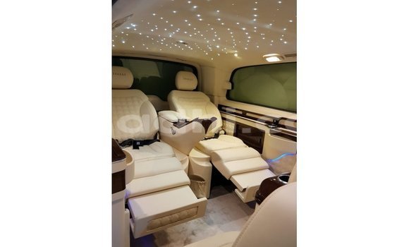 اشتري Imported Mercedes-Benz 250 أسود سيارة في Import - Dubai في الصومال اشتري Imported Mercedes-Benz 250 أسود سيارة في Import - Dubai في الصومال