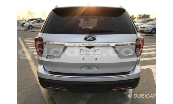 ይግዙ Imported Ford Explorer ሌላ መኪና በ Import - Dubai በ ሶማሊያ ይግዙ Imported Ford Explorer ሌላ መኪና በ Import - Dubai በ ሶማሊያ