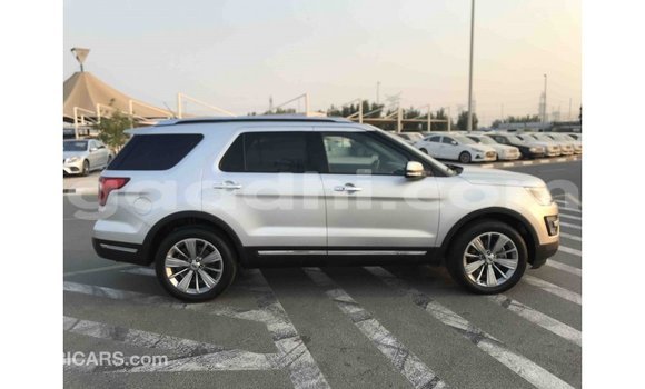 ይግዙ Imported Ford Explorer ሌላ መኪና በ Import - Dubai በ ሶማሊያ ይግዙ Imported Ford Explorer ሌላ መኪና በ Import - Dubai በ ሶማሊያ