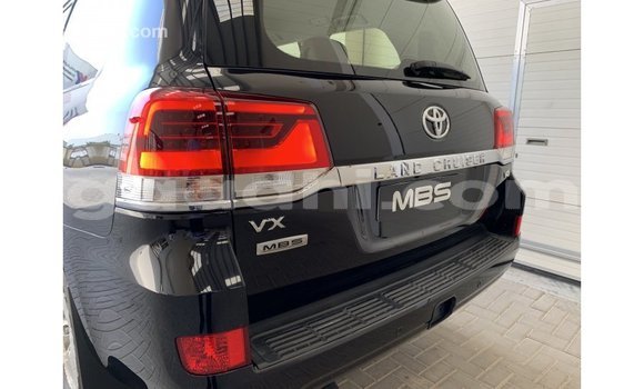 اشتري Imported Toyota Land Cruiser أسود سيارة في Import - Dubai في الصومال اشتري Imported Toyota Land Cruiser أسود سيارة في Import - Dubai في الصومال