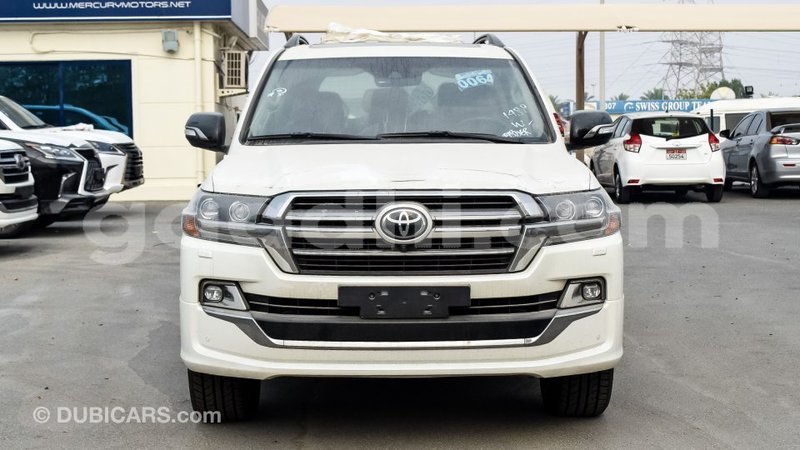 Big with watermark toyota land cruiser somalia import dubai 2967