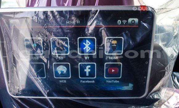 Imported Toyota Land Cruiser White Makiinaa iti Import - Dubai keessatti Somalia keessatti Imported Toyota Land Cruiser White Makiinaa iti Import - Dubai keessatti Somalia keessatti