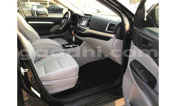 Buy Import Toyota Highlander Black Car in Import - Dubai in Somalia Buy Import Toyota Highlander Black Car in Import - Dubai in Somalia