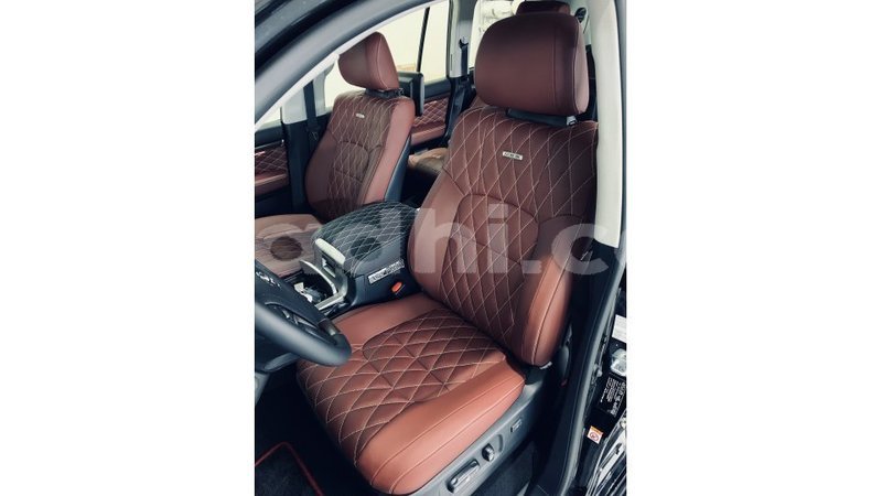 Big with watermark toyota land cruiser somalia import dubai 2973