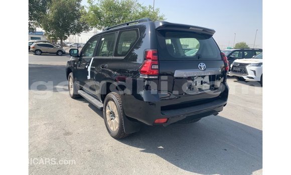 Imported Toyota Prado Black Makiinaa iti Import - Dubai keessatti Somalia keessatti Imported Toyota Prado Black Makiinaa iti Import - Dubai keessatti Somalia keessatti