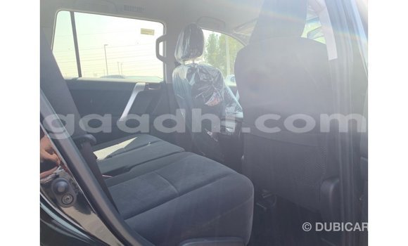 Imported Toyota Prado Black Makiinaa iti Import - Dubai keessatti Somalia keessatti Imported Toyota Prado Black Makiinaa iti Import - Dubai keessatti Somalia keessatti