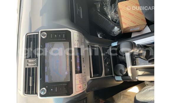 Imported Toyota Prado Black Makiinaa iti Import - Dubai keessatti Somalia keessatti Imported Toyota Prado Black Makiinaa iti Import - Dubai keessatti Somalia keessatti