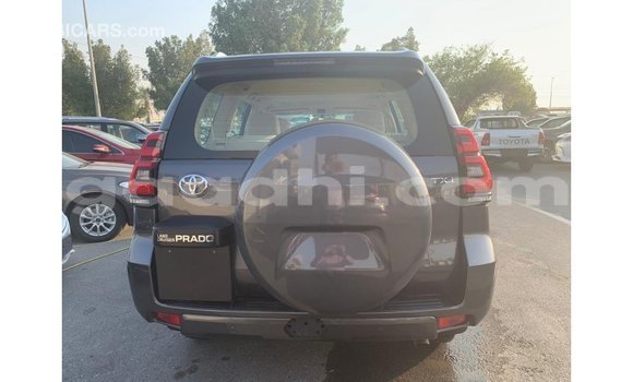 اشتري Imported Toyota Prado آخر سيارة في Import - Dubai في الصومال اشتري Imported Toyota Prado آخر سيارة في Import - Dubai في الصومال