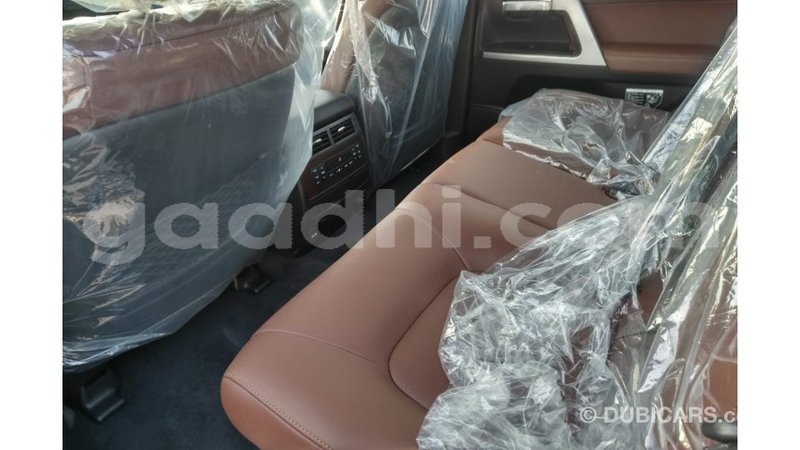 Big with watermark toyota land cruiser somalia import dubai 2979