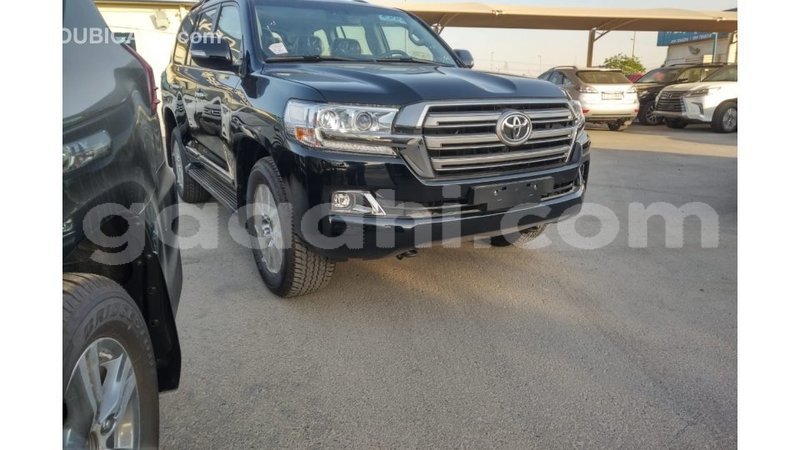 Big with watermark toyota land cruiser somalia import dubai 2979