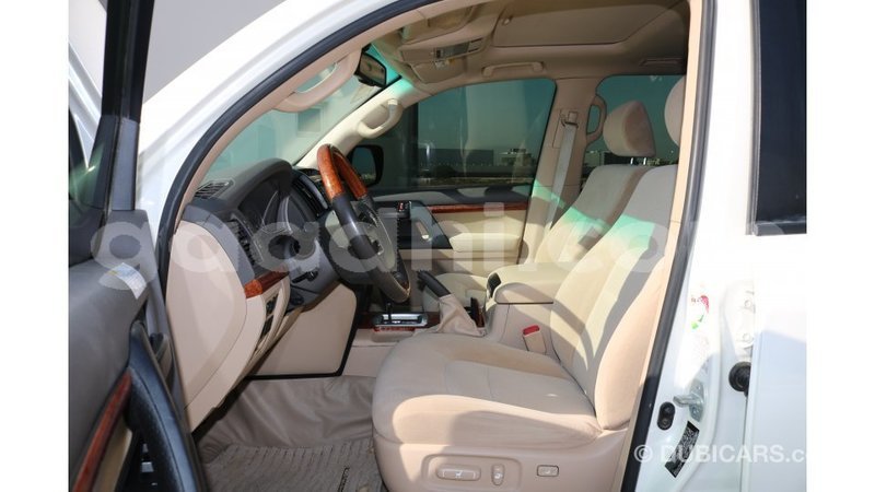 Big with watermark toyota land cruiser somalia import dubai 2990