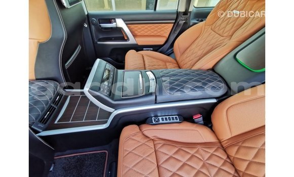 Buy Import Toyota Land Cruiser Black Car in Import - Dubai in Somalia Buy Import Toyota Land Cruiser Black Car in Import - Dubai in Somalia