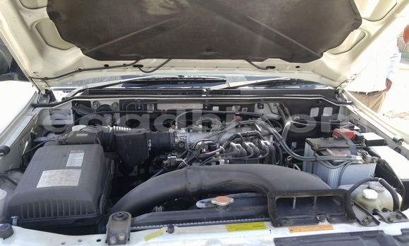 Buy New Mitsubishi Pajero White Car in Hargeysa in Somaliland Buy New Mitsubishi Pajero White Car in Hargeysa in Somaliland