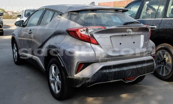 Imported Toyota C-HR Other Makiinaa iti Import - Dubai keessatti Somalia keessatti Imported Toyota C-HR Other Makiinaa iti Import - Dubai keessatti Somalia keessatti