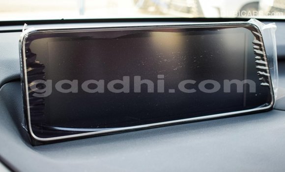 Imported Lexus RX 300 White Makiinaa iti Import - Dubai keessatti Somalia keessatti Imported Lexus RX 300 White Makiinaa iti Import - Dubai keessatti Somalia keessatti