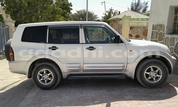 Buy New Mitsubishi Pajero White Car in Hargeysa in Somaliland Buy New Mitsubishi Pajero White Car in Hargeysa in Somaliland