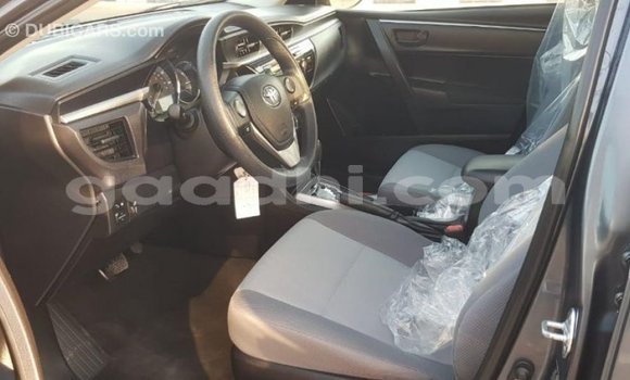 اشتري Imported Toyota Corolla آخر سيارة في Import - Dubai في الصومال اشتري Imported Toyota Corolla آخر سيارة في Import - Dubai في الصومال