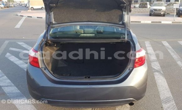اشتري Imported Toyota Corolla آخر سيارة في Import - Dubai في الصومال اشتري Imported Toyota Corolla آخر سيارة في Import - Dubai في الصومال