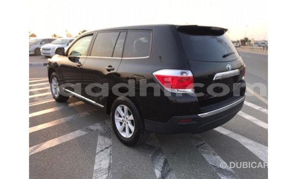 ይግዙ Imported Toyota Highlander ጥቁር መኪና በ Import - Dubai በ ሶማሊያ ይግዙ Imported Toyota Highlander ጥቁር መኪና በ Import - Dubai በ ሶማሊያ