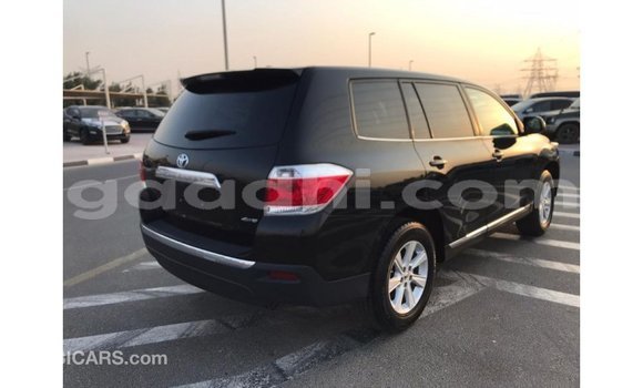 ይግዙ Imported Toyota Highlander ጥቁር መኪና በ Import - Dubai በ ሶማሊያ ይግዙ Imported Toyota Highlander ጥቁር መኪና በ Import - Dubai በ ሶማሊያ