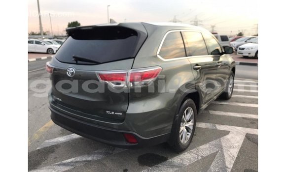 ይግዙ Imported Toyota Highlander ሌላ መኪና በ Import - Dubai በ ሶማሊያ ይግዙ Imported Toyota Highlander ሌላ መኪና በ Import - Dubai በ ሶማሊያ