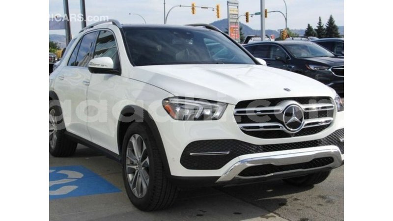 Big with watermark mercedes benz gle somalia import dubai 3007