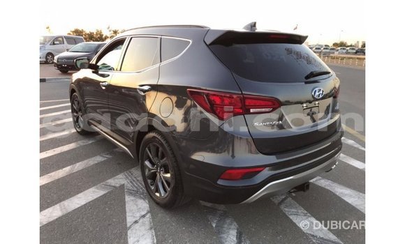 ይግዙ Imported Hyundai Santa Fe ጥቁር መኪና በ Import - Dubai በ ሶማሊያ ይግዙ Imported Hyundai Santa Fe ጥቁር መኪና በ Import - Dubai በ ሶማሊያ