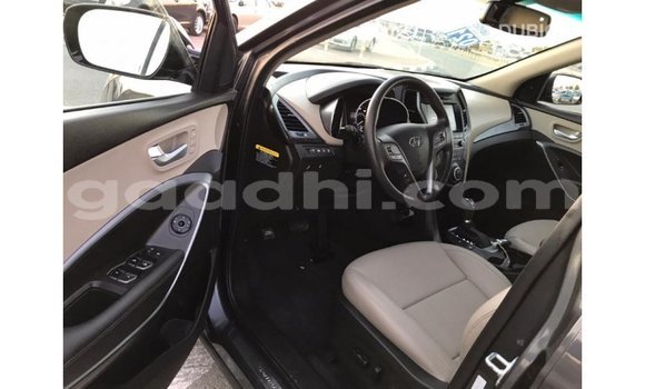 ይግዙ Imported Hyundai Santa Fe ጥቁር መኪና በ Import - Dubai በ ሶማሊያ ይግዙ Imported Hyundai Santa Fe ጥቁር መኪና በ Import - Dubai በ ሶማሊያ