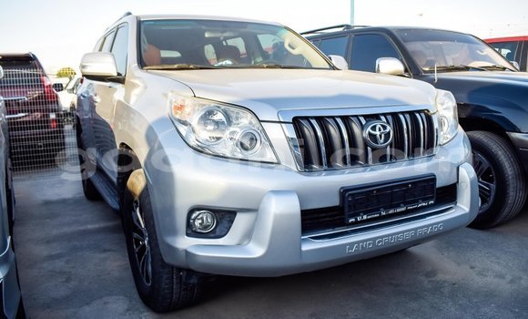 اشتري Imported Toyota Prado آخر سيارة في Import - Dubai في الصومال اشتري Imported Toyota Prado آخر سيارة في Import - Dubai في الصومال