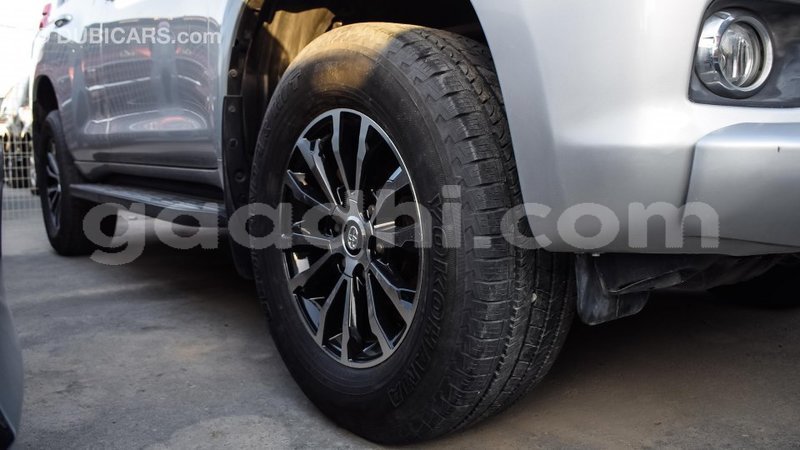 Big with watermark toyota prado somalia import dubai 3011