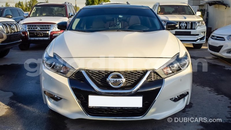 Big with watermark nissan maxima somalia import dubai 3012