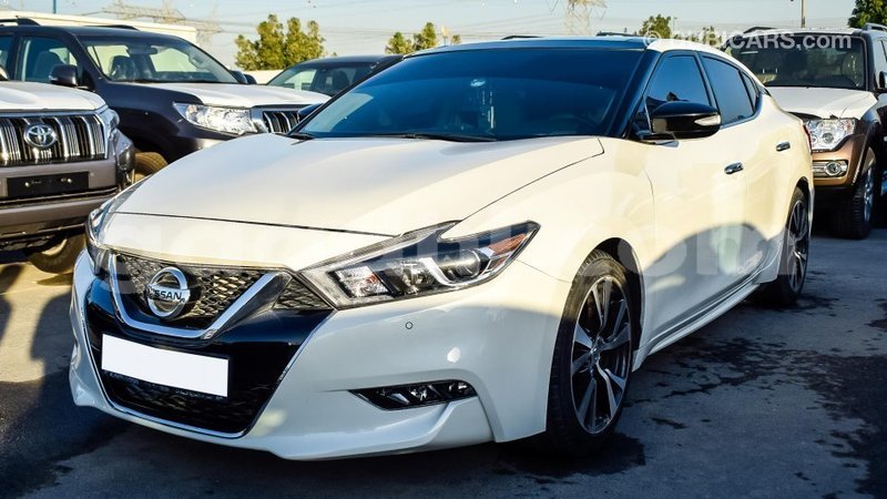 Big with watermark nissan maxima somalia import dubai 3012