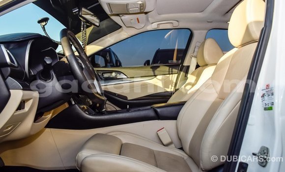 Imported Nissan Maxima White Makiinaa iti Import - Dubai keessatti Somalia keessatti Imported Nissan Maxima White Makiinaa iti Import - Dubai keessatti Somalia keessatti