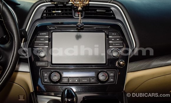 Imported Nissan Maxima White Makiinaa iti Import - Dubai keessatti Somalia keessatti Imported Nissan Maxima White Makiinaa iti Import - Dubai keessatti Somalia keessatti