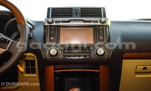 Imported Toyota Prado White Makiinaa iti Import - Dubai keessatti Somalia keessatti Imported Toyota Prado White Makiinaa iti Import - Dubai keessatti Somalia keessatti